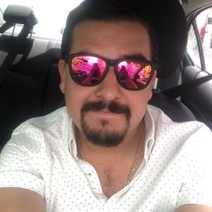 Meet your Posher, Isao